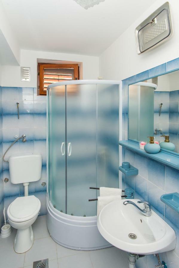 Seaview Apartment Marinov - Bilo, 普利莫顿 外观 照片